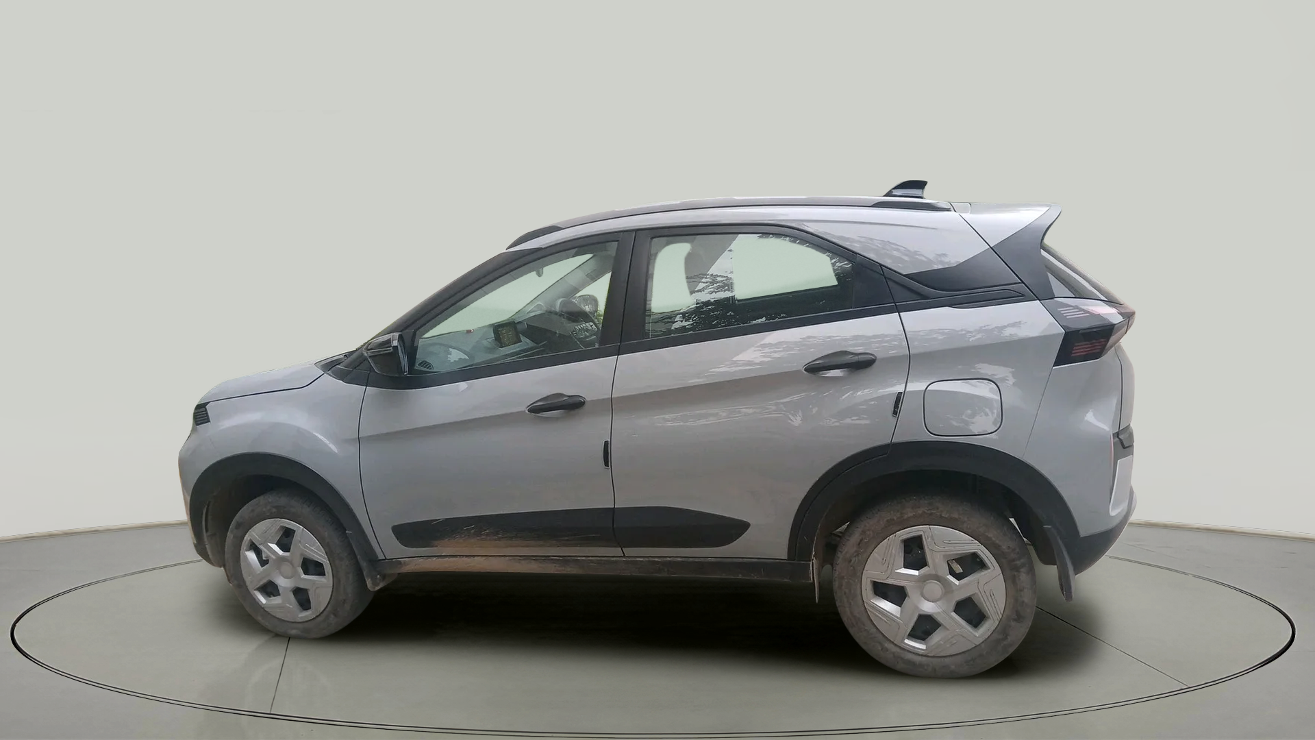 Used 2024 Tata NEXON Pure 1.2 Petrol 6AMT | Verified Sellers