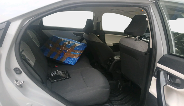 2024 Tata NEXON Pure 1.2 Petrol 6AMT, Petrol, Manual, 9,015 km, interior