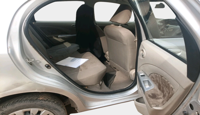 2013 Toyota Etios Liva G, Petrol, Manual, 88,927 km, interior