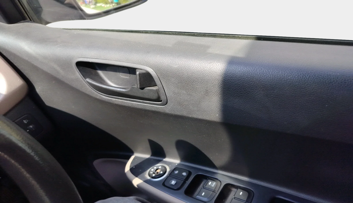 2013 Hyundai i10 MAGNA 1.2, Petrol, Manual, 84,797 km, interior