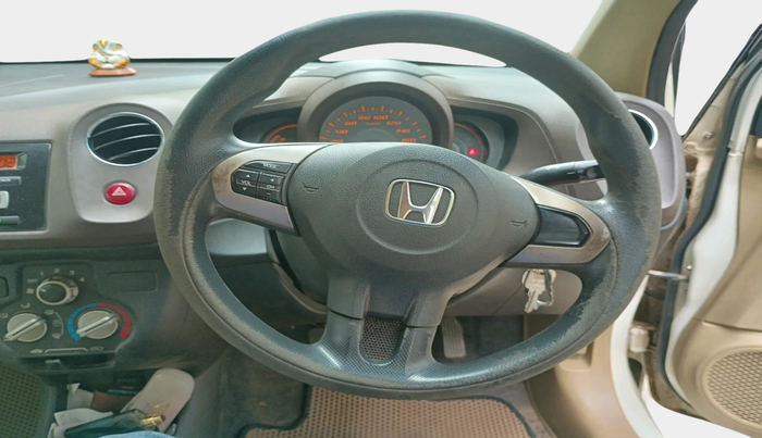 2013 Honda Amaze 1.2L I-VTEC S, Petrol, Manual, 1,00,383 km, interior