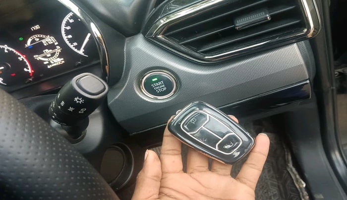 2022 Tata Safari XT PLUS DARK EDITION, Diesel, Manual, 67,038 km, interior