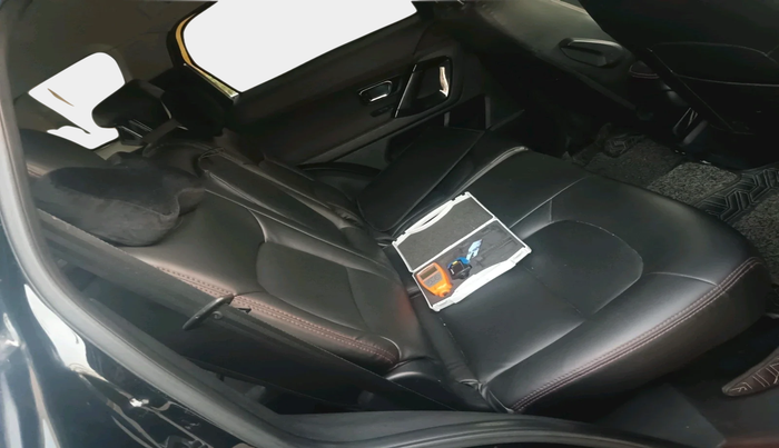 2022 Tata Safari XT PLUS DARK EDITION, Diesel, Manual, 67,038 km, interior