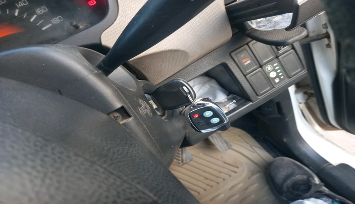 2016 Maruti Wagon R 1.0 LXI CNG, Petrol, Manual, 1,82,352 km, interior