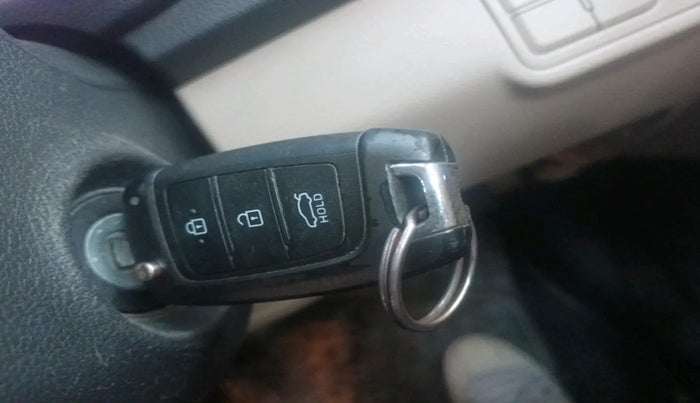 2018 Hyundai Verna 1.6 VTVT SX, Petrol, Manual, 82,114 km, interior