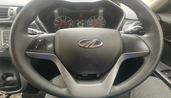 2017 Mahindra KUV 100 NXT K8 P 6 STR, Petrol, Manual, 35,582 km, interior