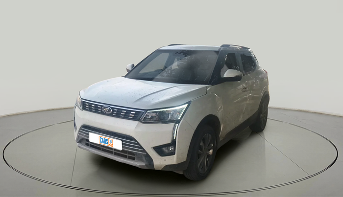 2021 Mahindra XUV300 W8 (O) 1.5 DIESEL, Diesel, Manual, 22,739 km, exterior