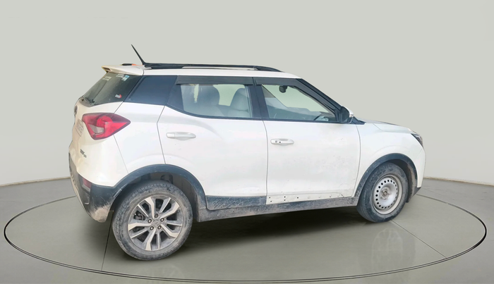 2021 Mahindra XUV300 W8 (O) 1.5 DIESEL, Diesel, Manual, 22,739 km, exterior