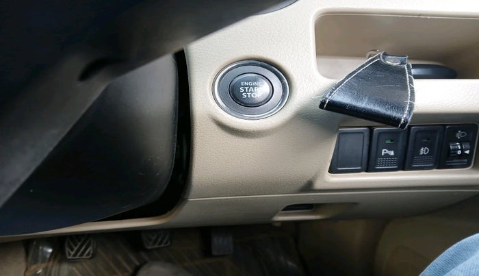 2015 Maruti Ciaz ZXI, Petrol, Manual, 52,967 km, interior