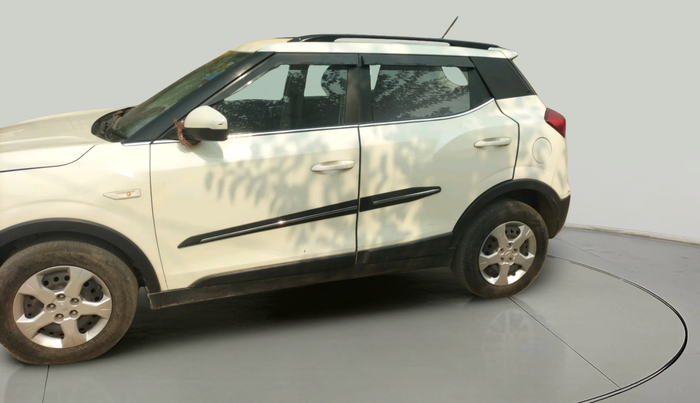 2019 Mahindra XUV300 W6 1.2 PETROL, Petrol, Manual, 59,488 km, exterior