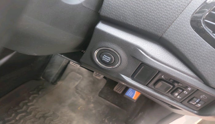 2021 Maruti Vitara Brezza ZXI PLUS, Petrol, Manual, 47,398 km, interior