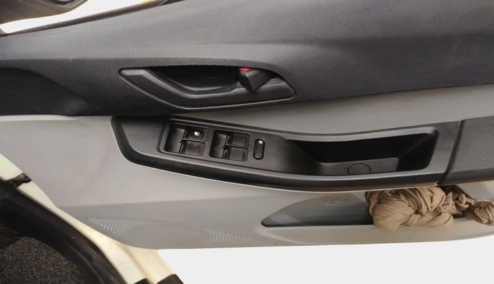 2024 Tata Tiago XT CNG, Petrol, Manual, 41,766 km, interior