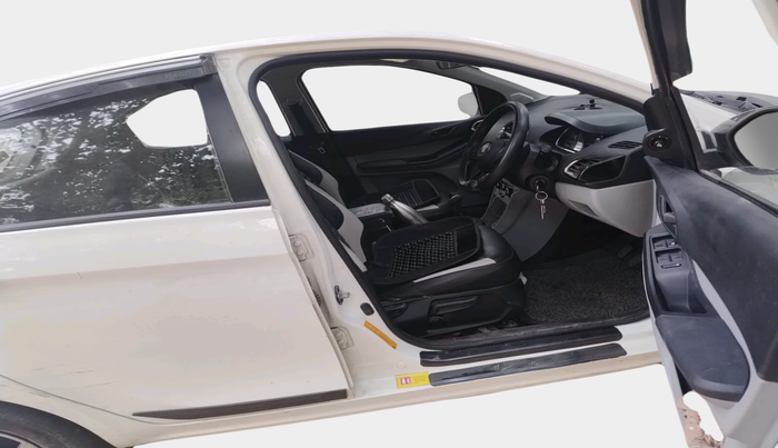 2024 Tata Tiago XT CNG, Petrol, Manual, 41,766 km, interior
