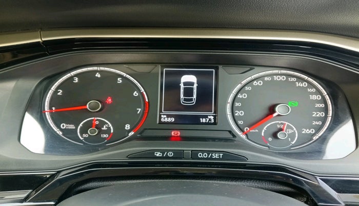 2024 Volkswagen VIRTUS HIGHLINE TSI 1.0 AT, Petrol, Automatic, 6,889 km, interior