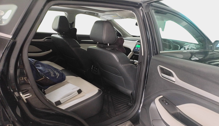 2024 MG ZS EV Exclusive Plus Iconic Ivory , Electric, Automatic, 36,000 km, interior