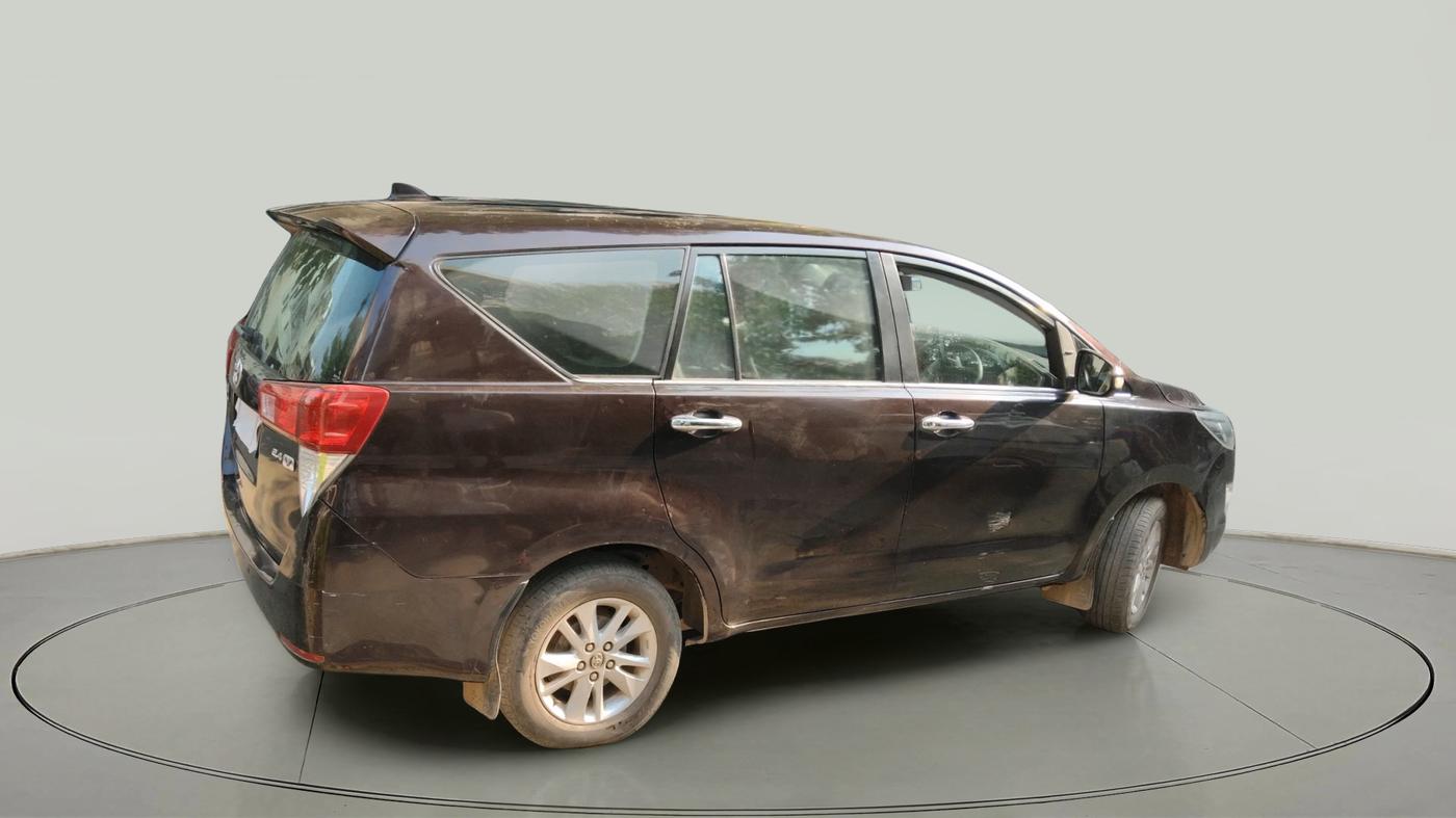 2018 Toyota Innova Crysta 2.4 VX 7 STR, Diesel, Manual, 2,79,810 km, exterior