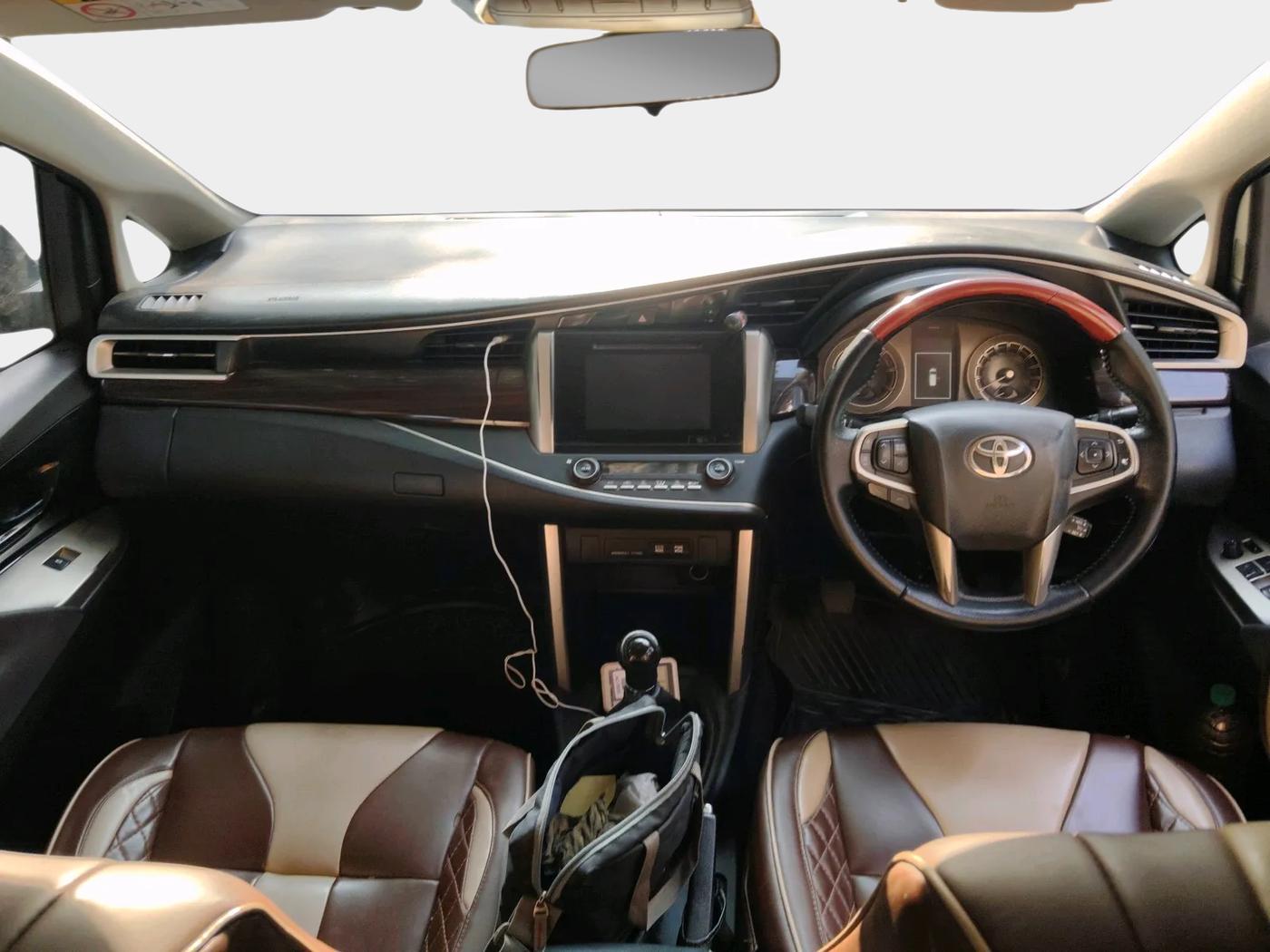 2018 Toyota Innova Crysta 2.4 VX 7 STR, Diesel, Manual, 2,79,810 km, interior