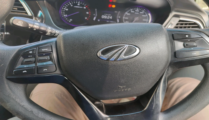 2019 Mahindra MARAZZO M6 7 STR, Diesel, Manual, 1,58,015 km, interior