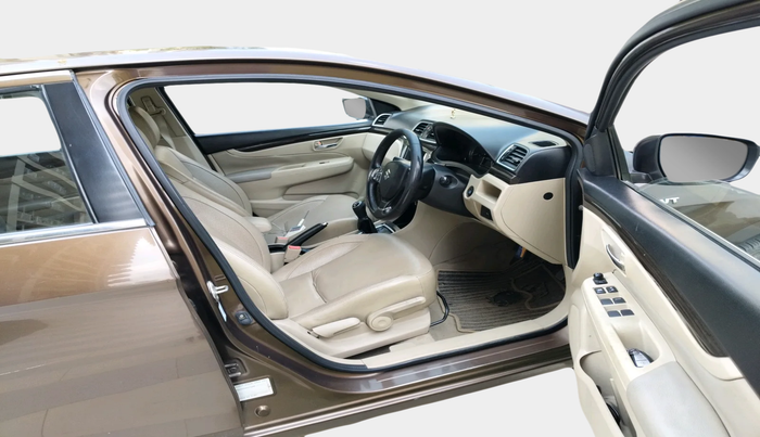 2015 Maruti Ciaz ZXI+, Petrol, Manual, 1,28,832 km, interior