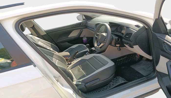 2024 Volkswagen TAIGUN COMFORTLINE 1.0 TSI MT, Petrol, Manual, 10,183 km, interior
