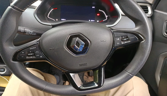 2022 Renault Kiger RXZ AMT, Petrol, Automatic, 33,418 km, interior