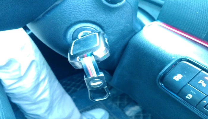 2025 KIA SONET HTK (O) 1.5 Diesel MT, Diesel, Manual, 12,402 km, interior