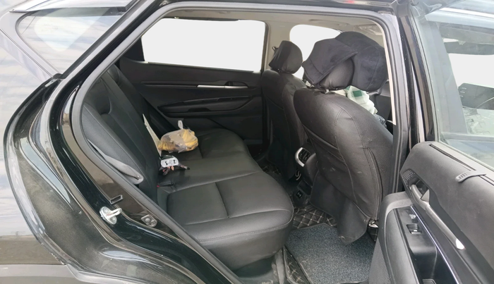 2025 KIA SONET HTK (O) 1.5 Diesel MT, Diesel, Manual, 12,402 km, interior