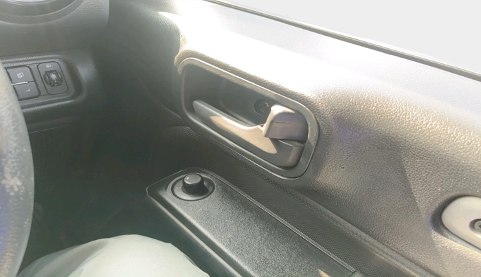 2022 Mahindra Thar LX HT PETROL 4WD MT, Petrol, Manual, 20,272 km, interior