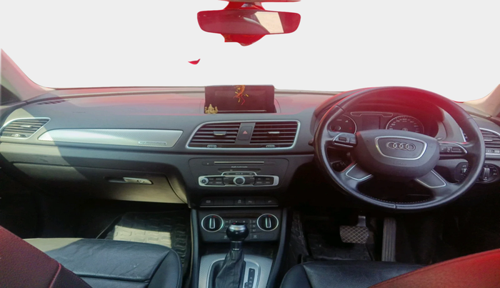 2018 Audi Q3 35 TDI Quattro, Diesel, Automatic, 63,000 km, interior