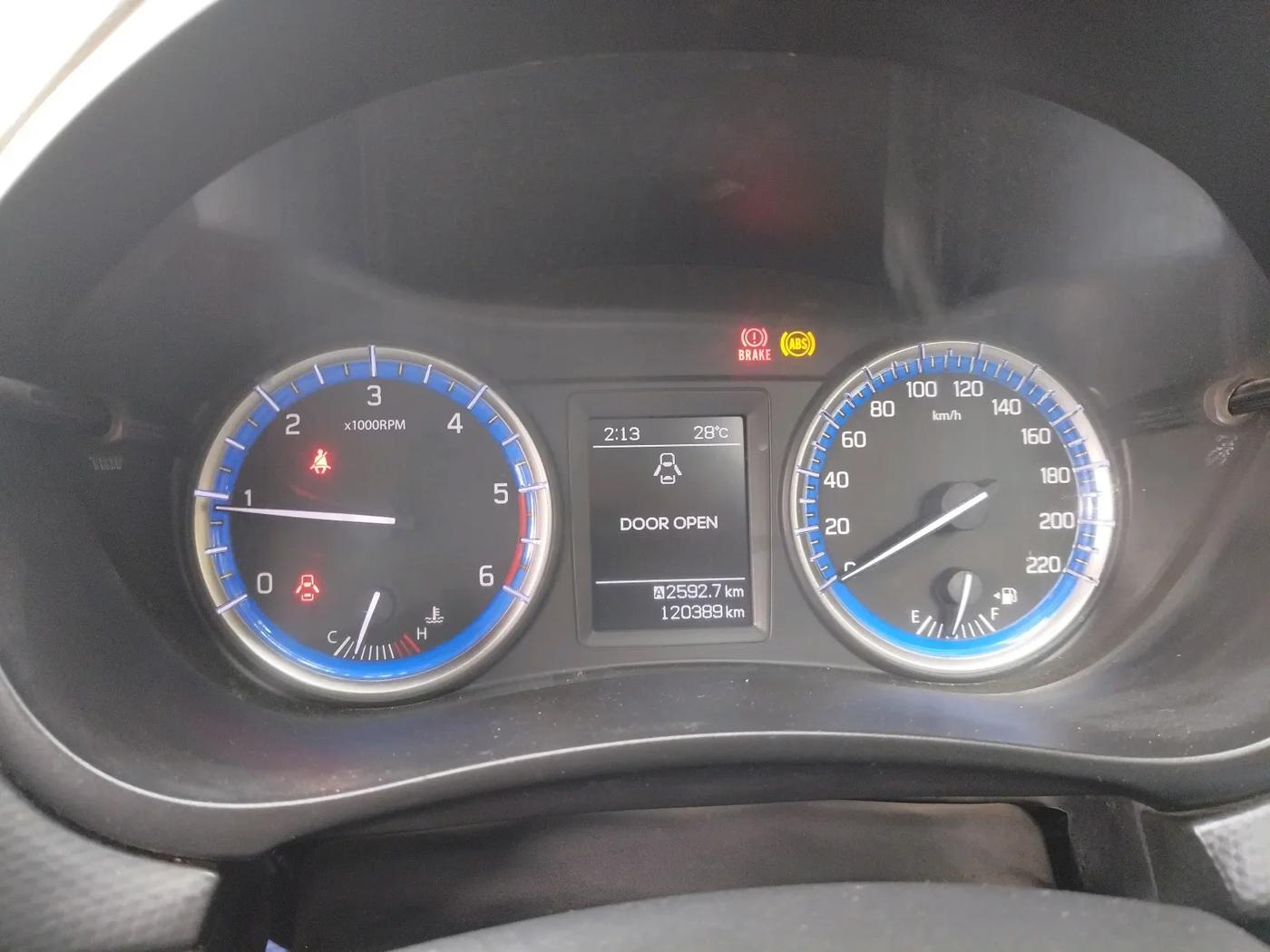 2017 Maruti S Cross DELTA 1.3, Diesel, Manual, 1,20,399 km, interior