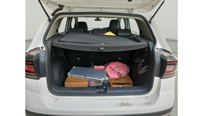 2021 Volkswagen TAIGUN TOPLINE 1.0 TSI AT, Petrol, Automatic, 52,306 km, exterior