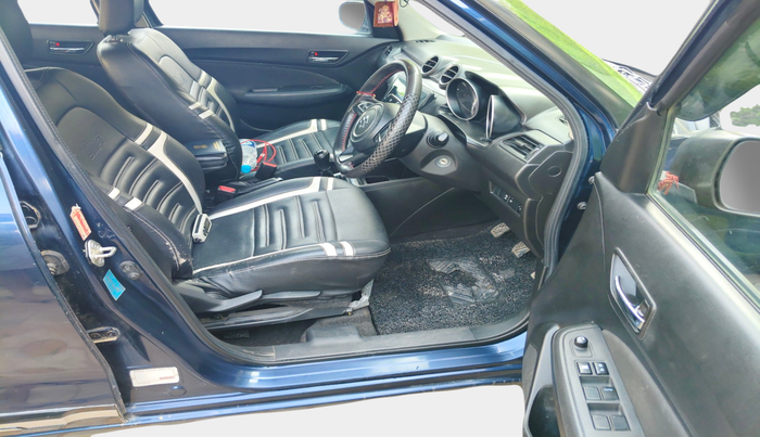 2022 Maruti Swift VXI, Petrol, Manual, 90,591 km, interior