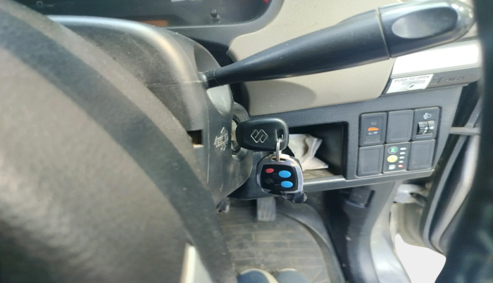 2013 Maruti Wagon R 1.0 LXI CNG, Petrol, Manual, 1,92,786 km, interior