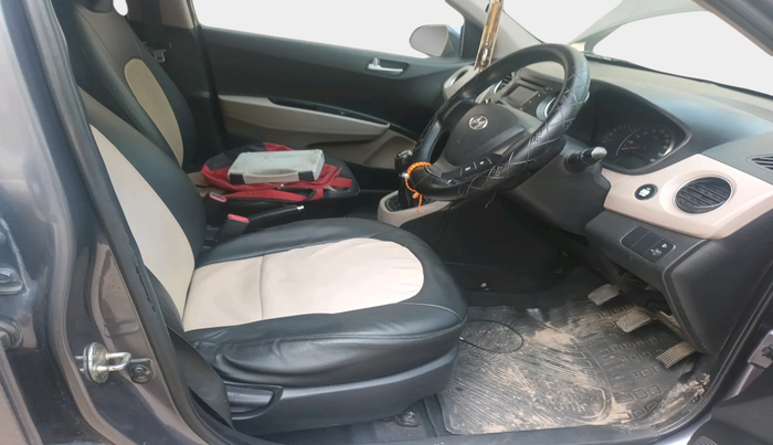 2013 Hyundai Grand i10 SPORTZ 1.2 KAPPA VTVT, Petrol, Manual, 1,19,794 km, interior