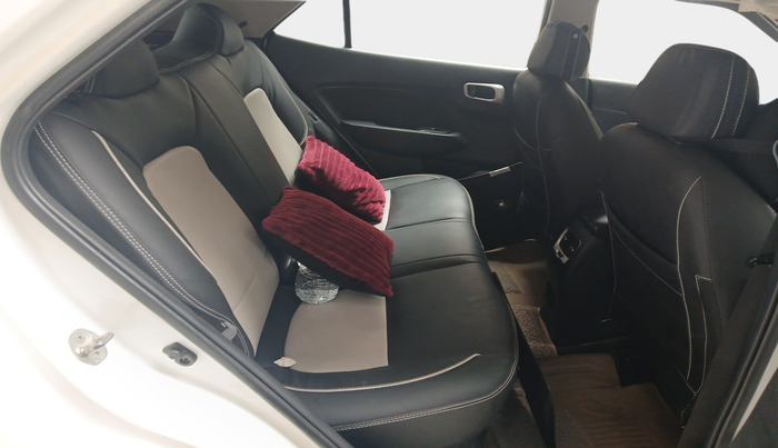 2020 Hyundai VENUE S 1.2, Petrol, Manual, 52,671 km, interior