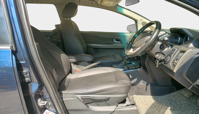 2018 Tata Hexa XTA 4X2 7 STR, Diesel, Automatic, 65,000 km, interior