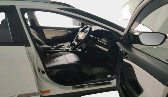 2025 Tata NEXON CREATIVE+ DCA 1.2 PETROL, Petrol, Automatic, 1,654 km, interior