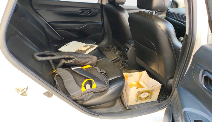 2020 Hyundai NEW I20 SPORTZ 1.2 MT, Petrol, Manual, 57,761 km, interior