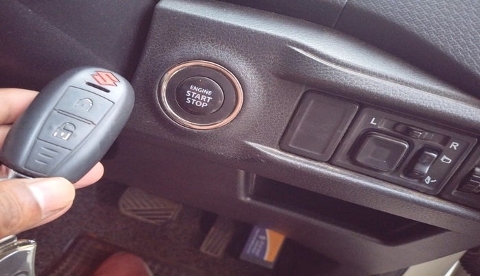 2018 Maruti Vitara Brezza ZDI PLUS AMT, Diesel, Automatic, 80,465 km, interior