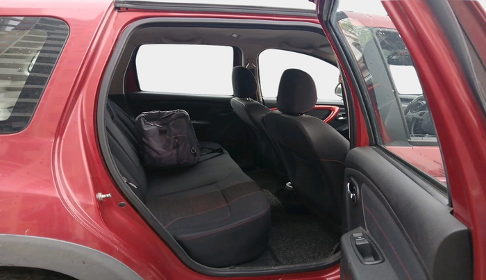 2017 Renault Duster 110 PS RXZ 4X4 MT DIESEL, Diesel, Manual, 97,599 km, interior