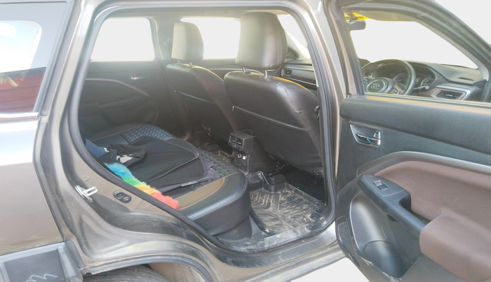 2023 Maruti BREZZA ZXI, Petrol, Manual, 14,283 km, interior