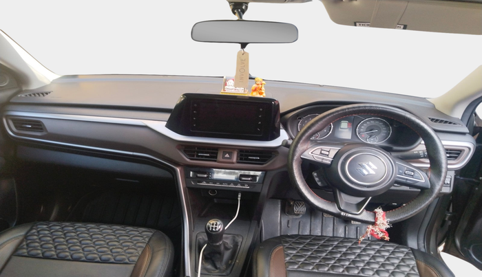 2023 Maruti BREZZA ZXI, Petrol, Manual, 14,283 km, interior