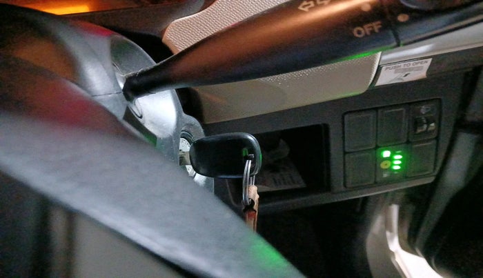 2017 Maruti Wagon R 1.0 LXI CNG, Petrol, Manual, 85,715 km, interior