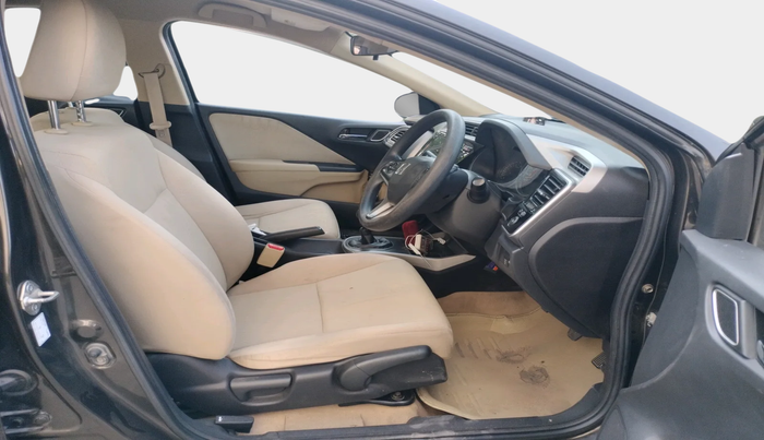 2017 Honda City 1.5L I-VTEC V MT, Petrol, Manual, 77,331 km, interior