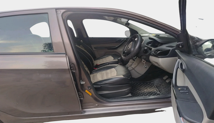 2018 Tata Tiago XT PETROL, Petrol, Manual, 54,516 km, interior