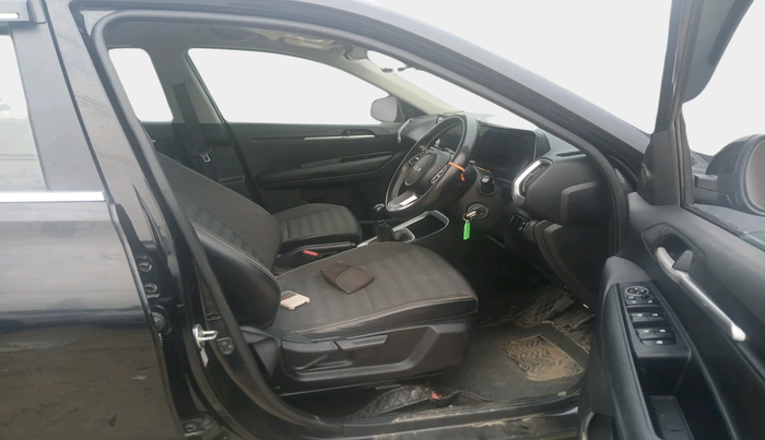 2022 KIA SONET HTK PLUS 1.2, Petrol, Manual, 33,550 km, interior