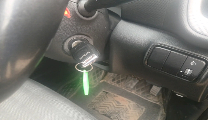 2022 KIA SONET HTK PLUS 1.2, Petrol, Manual, 33,550 km, interior