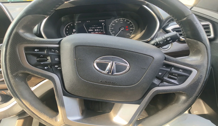 2021 Tata Harrier XZA 2.0L, Diesel, Automatic, 97,968 km, interior
