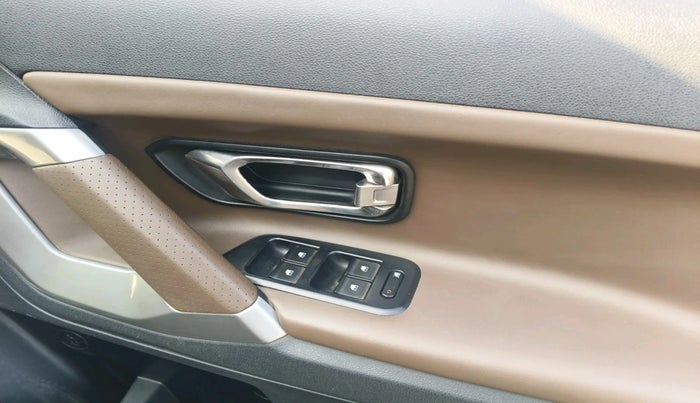 2021 Tata Harrier XZA 2.0L, Diesel, Automatic, 97,968 km, interior