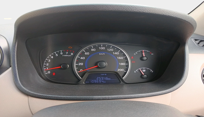 2016 Hyundai Grand i10 SPORTZ AT 1.2 KAPPA VTVT, Petrol, Automatic, 1,09,694 km, interior